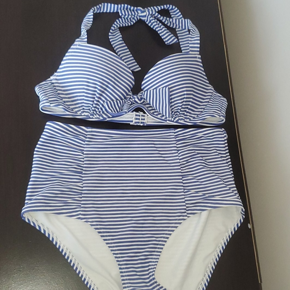 32B High waisted bikini set